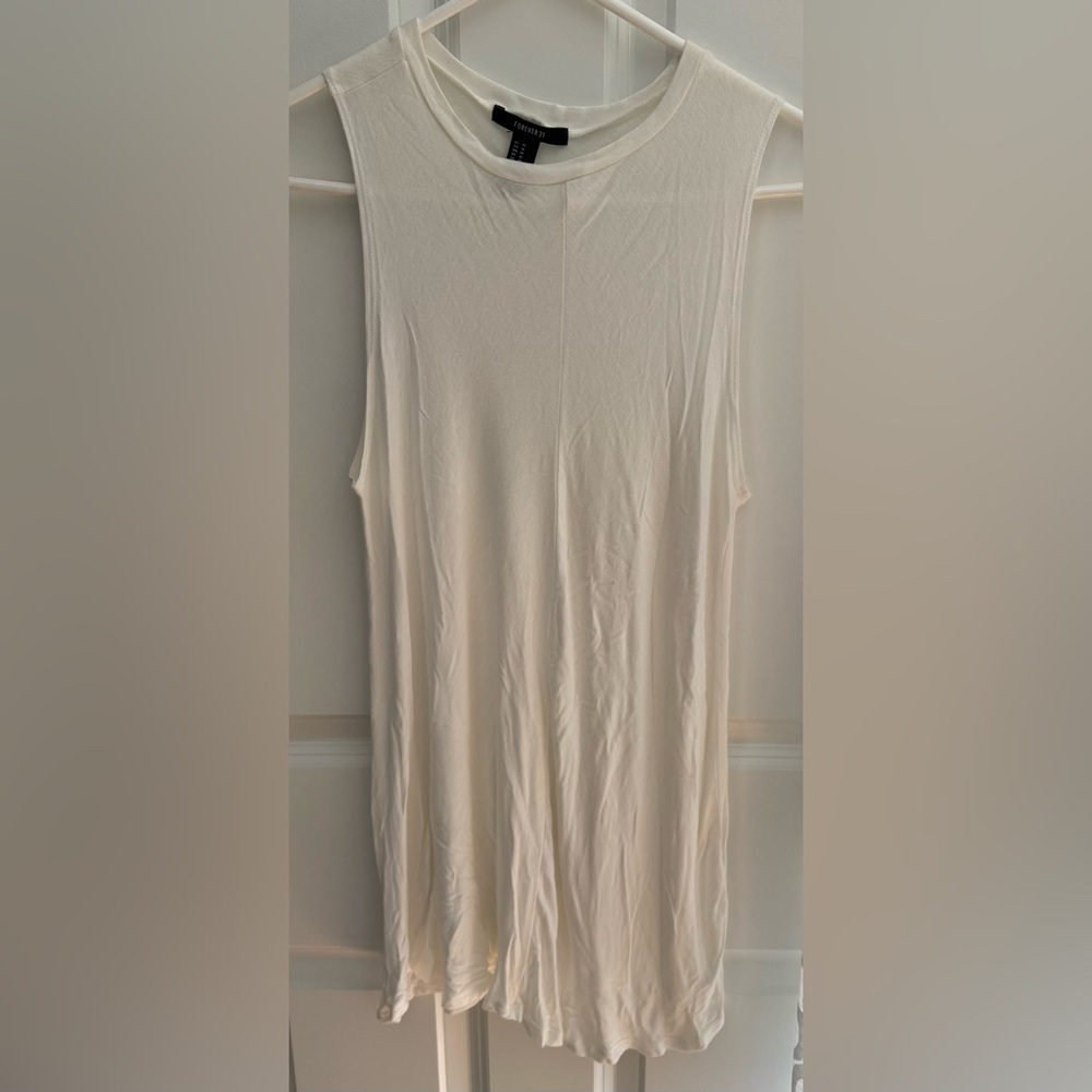 Forever 21 | White Sleeveless Tunic | Size Medium